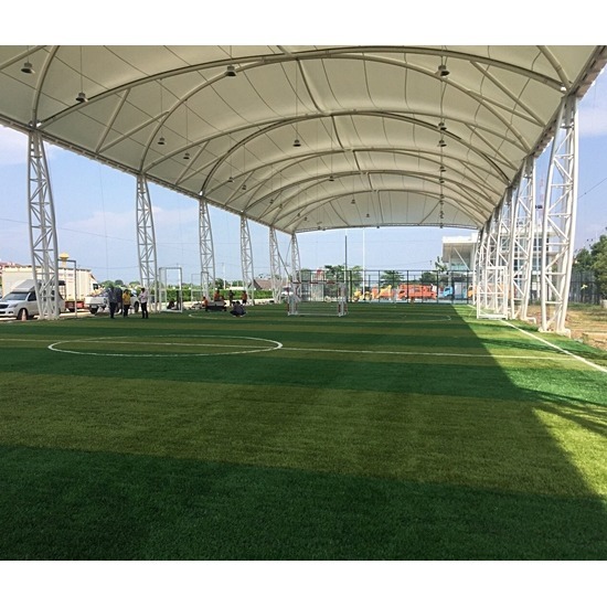 พื้นสนามฟุตซอล สนามฟุตบอล ปูหญ้าเทียม - ออกแบบก่อสร้างสนามกีฬาพื้นพียู-บารมี